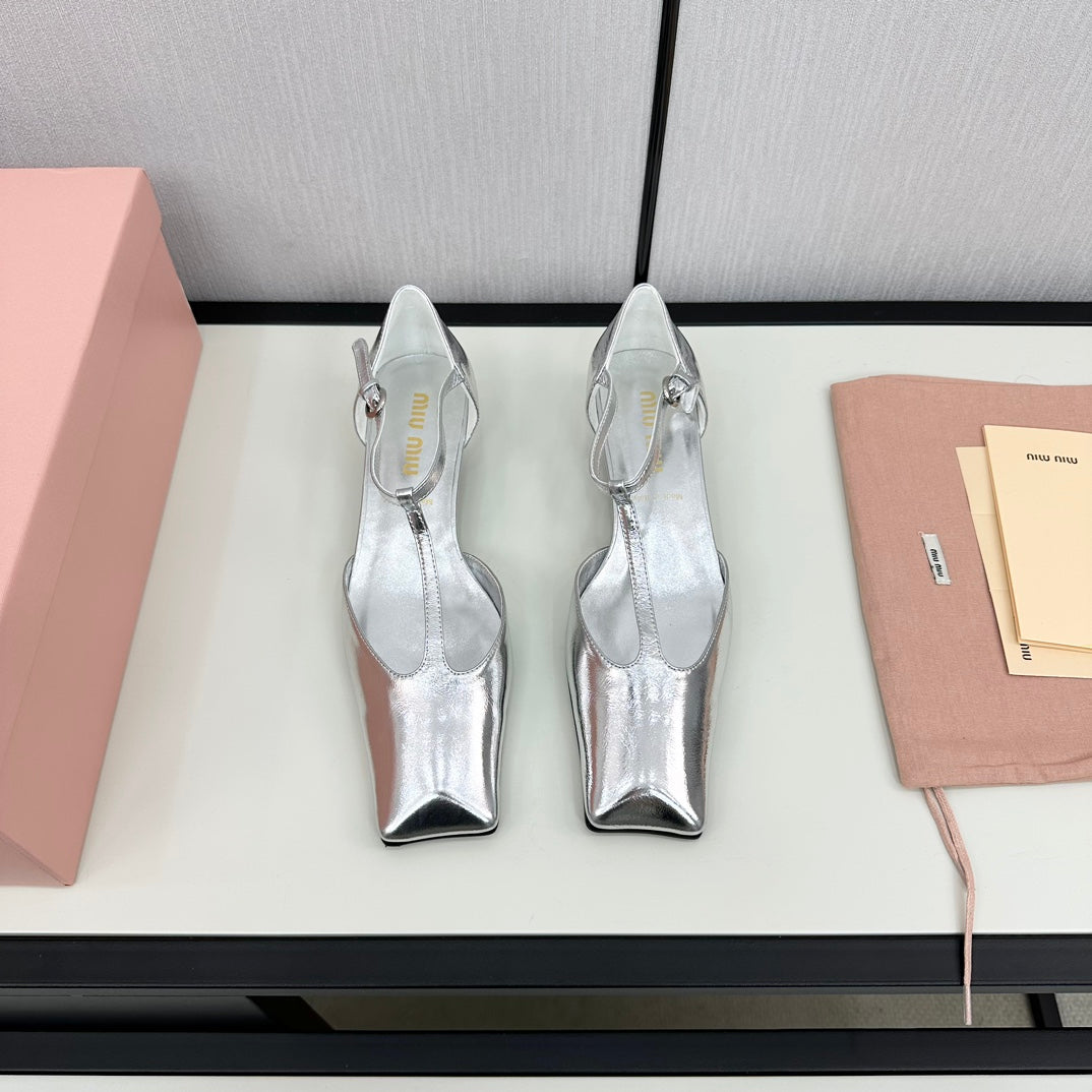 BALLET SANDAL SILVER LAMBSKIN WITH T-STRAP - 35