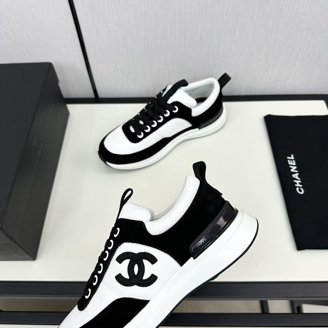 SNEAKER IN BLACK SUEDE AND WHITE CALFSKIN - 34