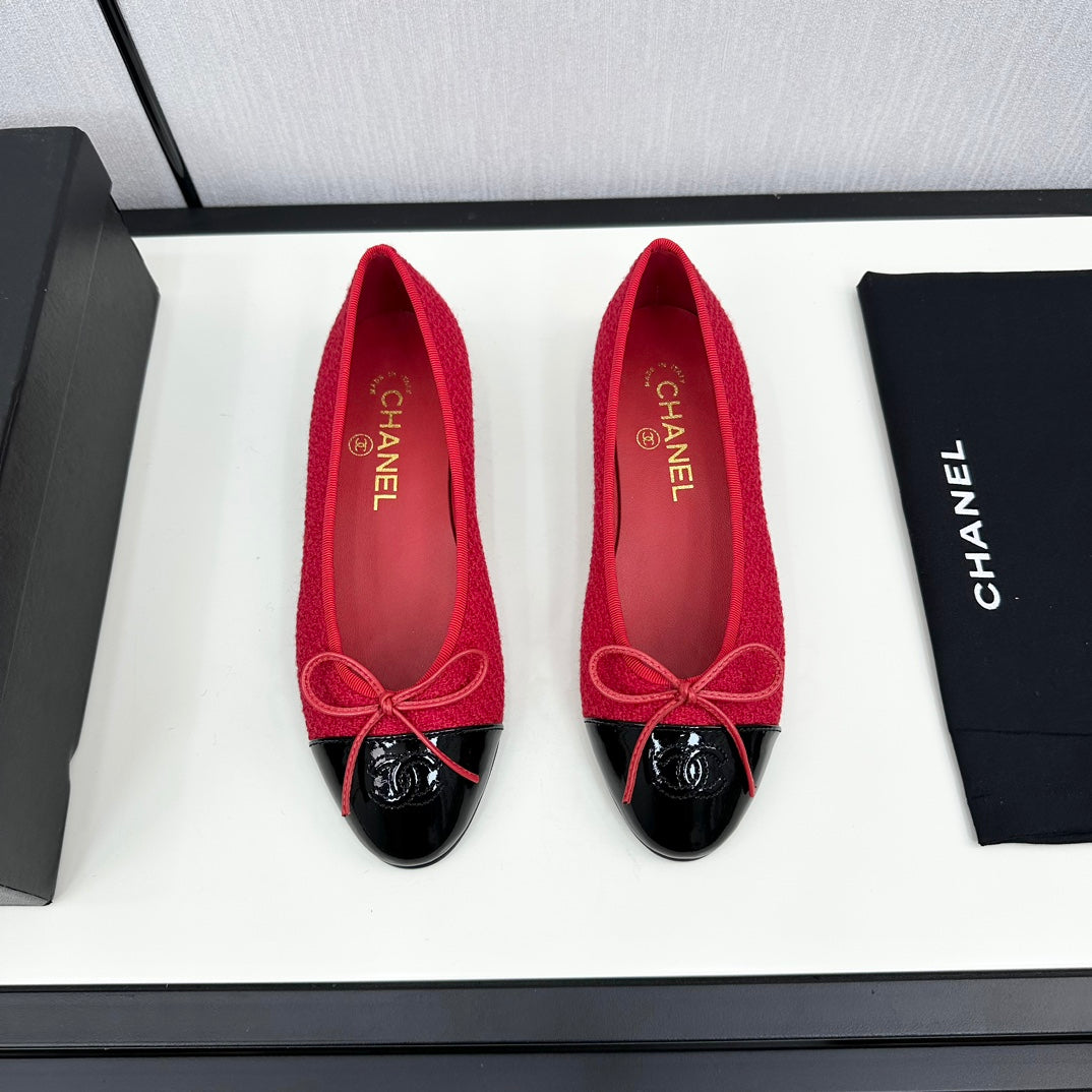 BALLET FLATS IN RUBY RED TWEED AND BLACK CALFSKIN - 34