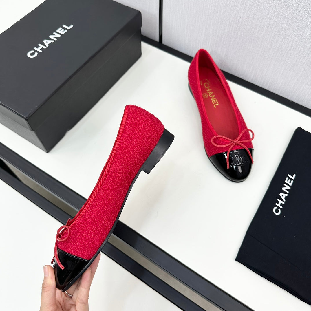 BALLET FLATS IN RUBY RED TWEED AND BLACK CALFSKIN - 34