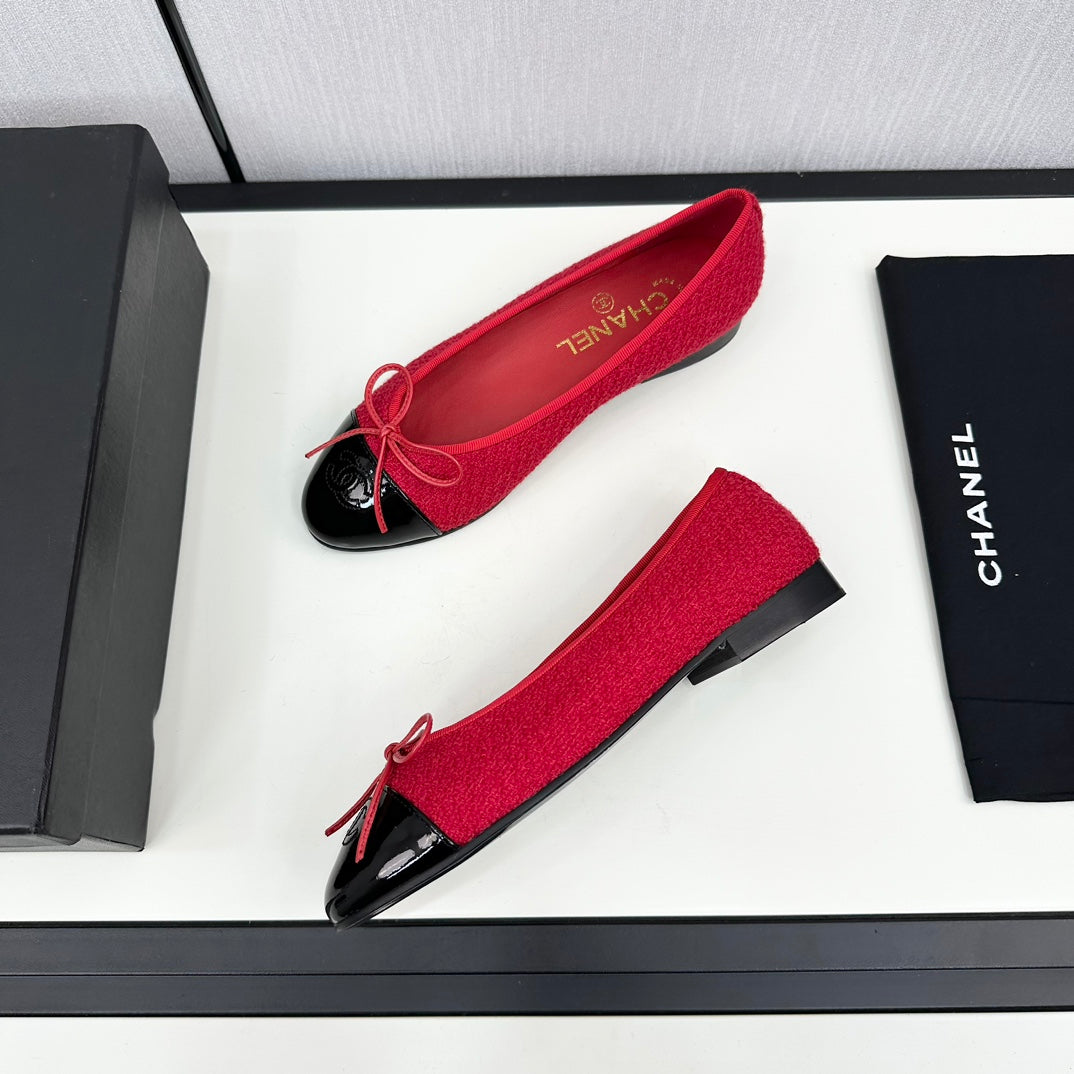 BALLET FLATS IN RUBY RED TWEED AND BLACK CALFSKIN - 34