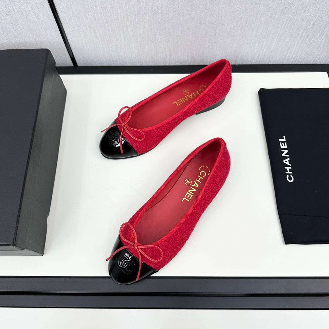 BALLET FLATS IN RUBY RED TWEED AND BLACK CALFSKIN - 34