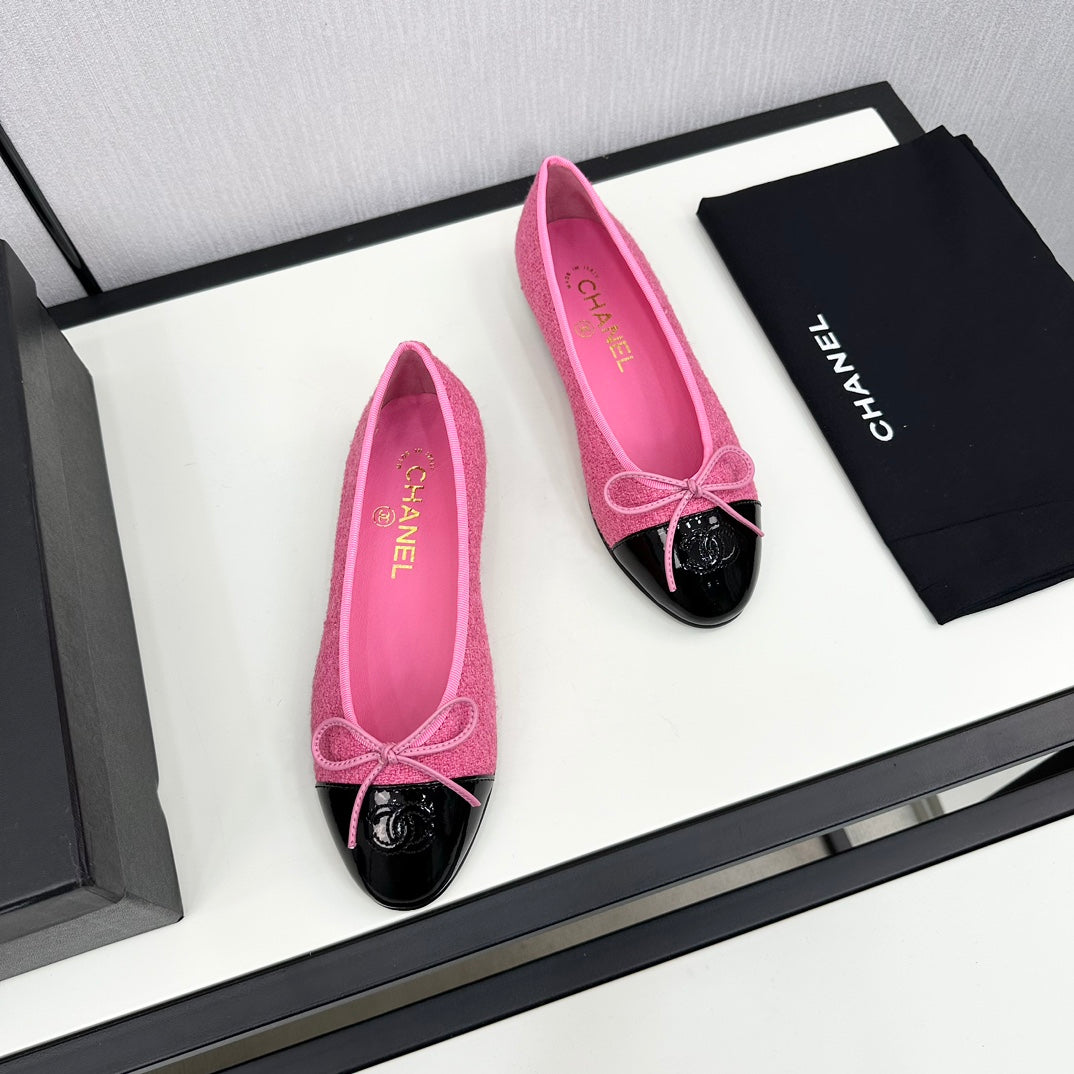 BALLET FLATS IN BRIGHT PINK TWEED AND BLACK CALFSKIN - 34