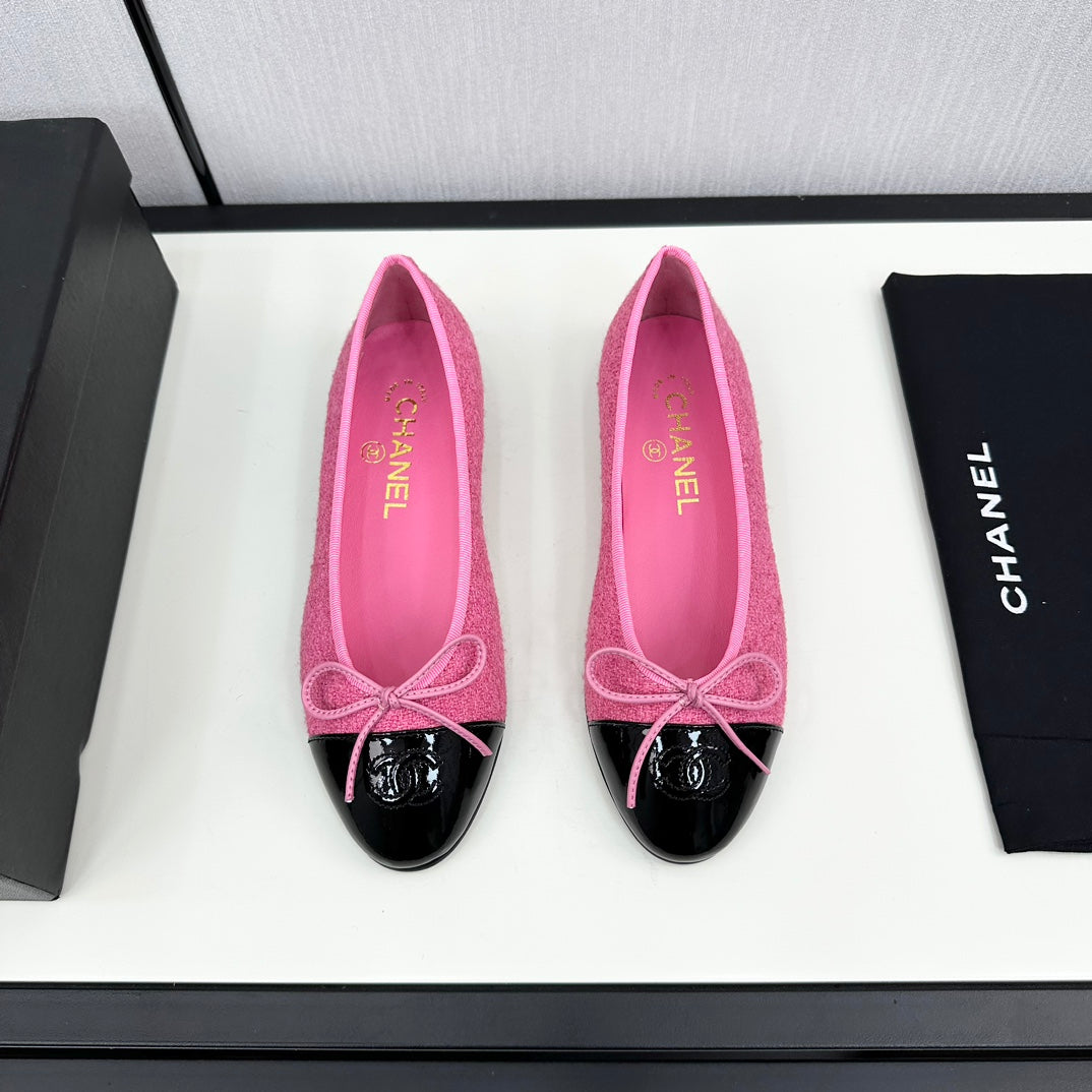 BALLET FLATS IN BRIGHT PINK TWEED AND BLACK CALFSKIN - 34