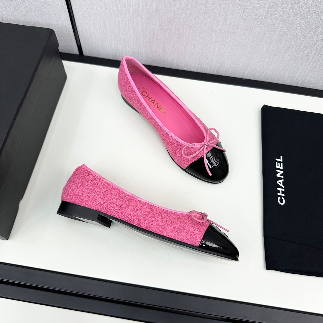 BALLET FLATS IN BRIGHT PINK TWEED AND BLACK CALFSKIN - 34