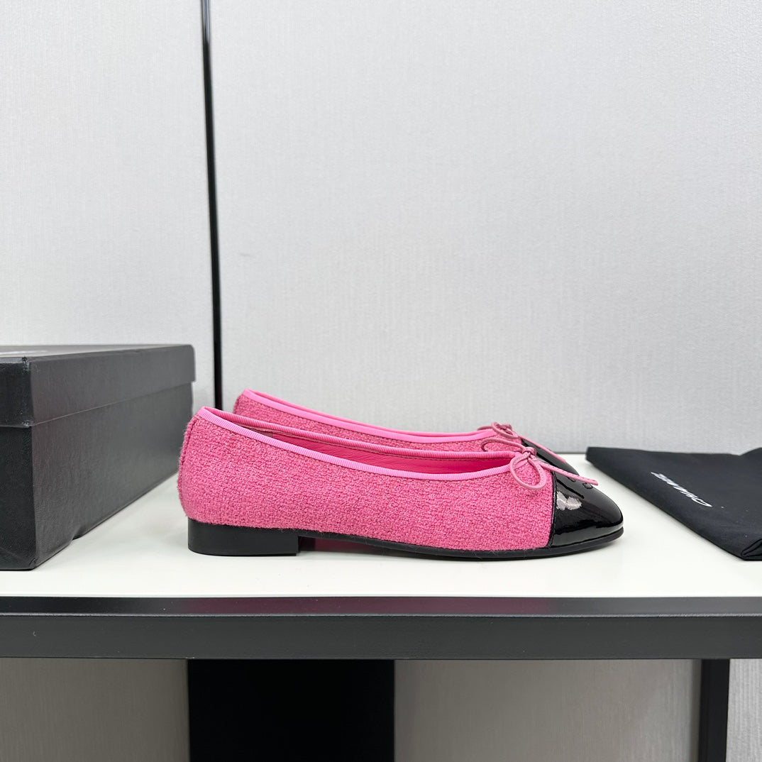 BALLET FLATS IN BRIGHT PINK TWEED AND BLACK CALFSKIN - 34