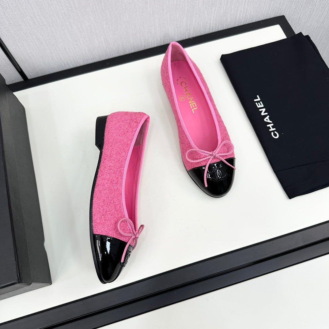BALLET FLATS IN BRIGHT PINK TWEED AND BLACK CALFSKIN - 34