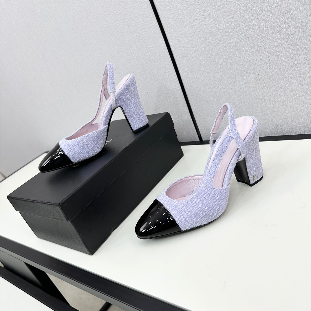 HIGH SLINGBACK LIGHT BLUE TWEED AND BLACK CALFSKIN - 34