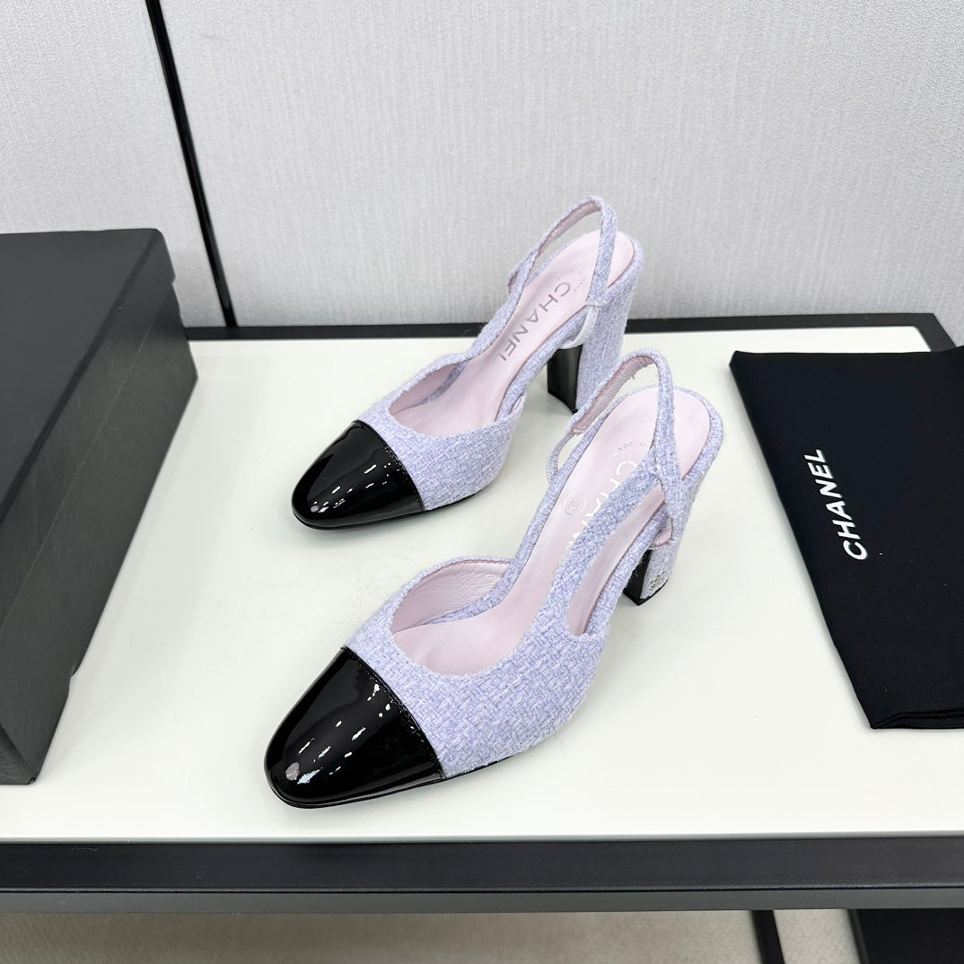 HIGH SLINGBACK LIGHT BLUE TWEED AND BLACK CALFSKIN - 34