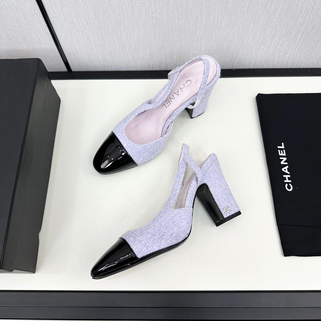 HIGH SLINGBACK LIGHT BLUE TWEED AND BLACK CALFSKIN - 34
