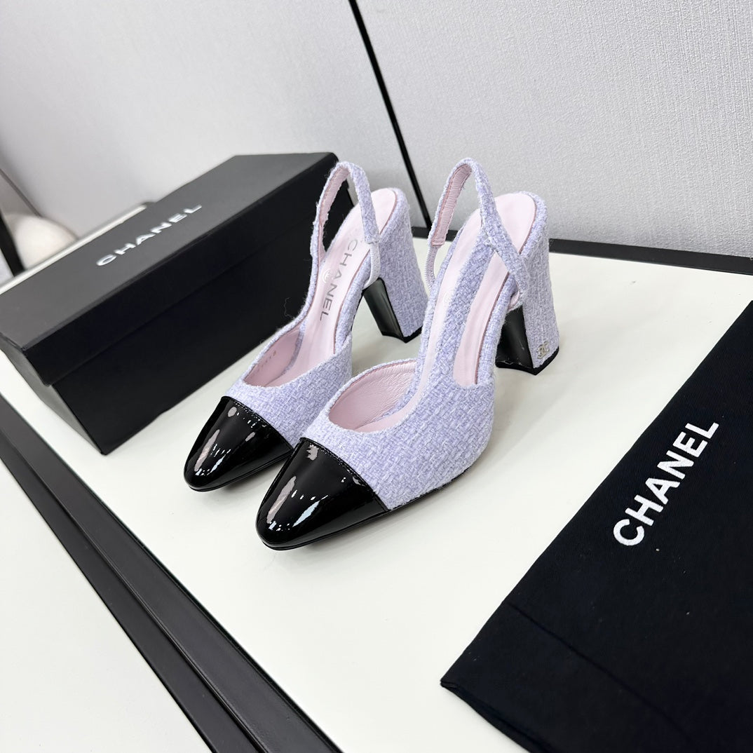 HIGH SLINGBACK LIGHT BLUE TWEED AND BLACK CALFSKIN - 34
