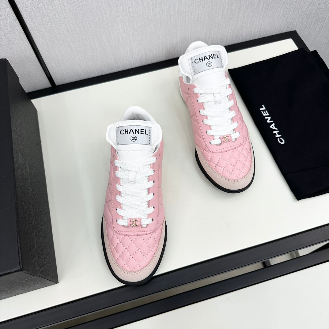 SPORTS SHOES IN LIGHT PINK CALFSKIN - 35