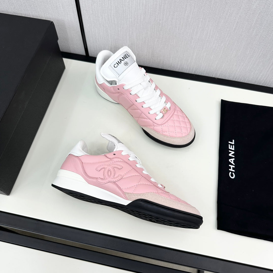 SPORTS SHOES IN LIGHT PINK CALFSKIN - 35