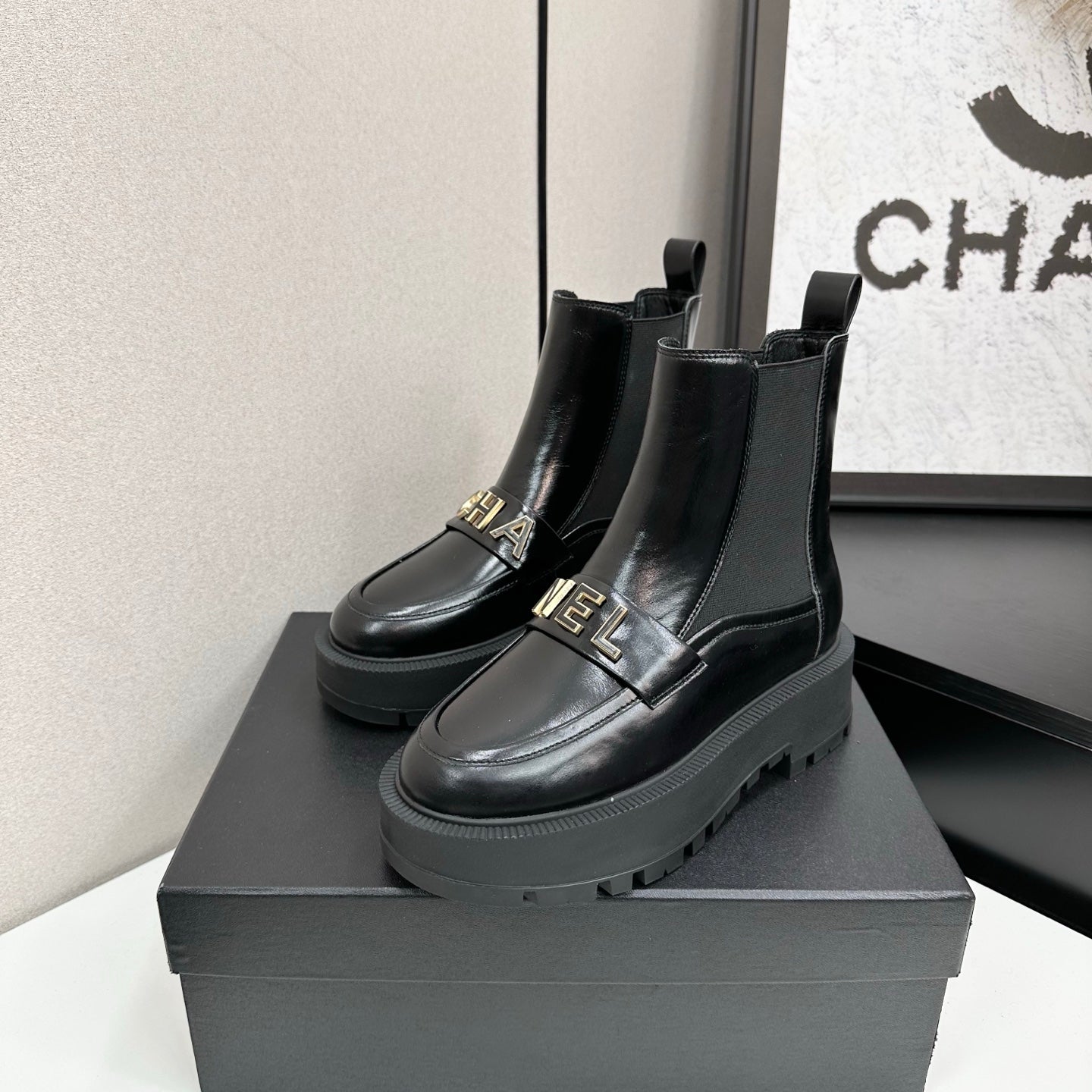 CHANEL 25S SHORT BOOTS IN BLACK CALFSKIN AND CANVAS - 35