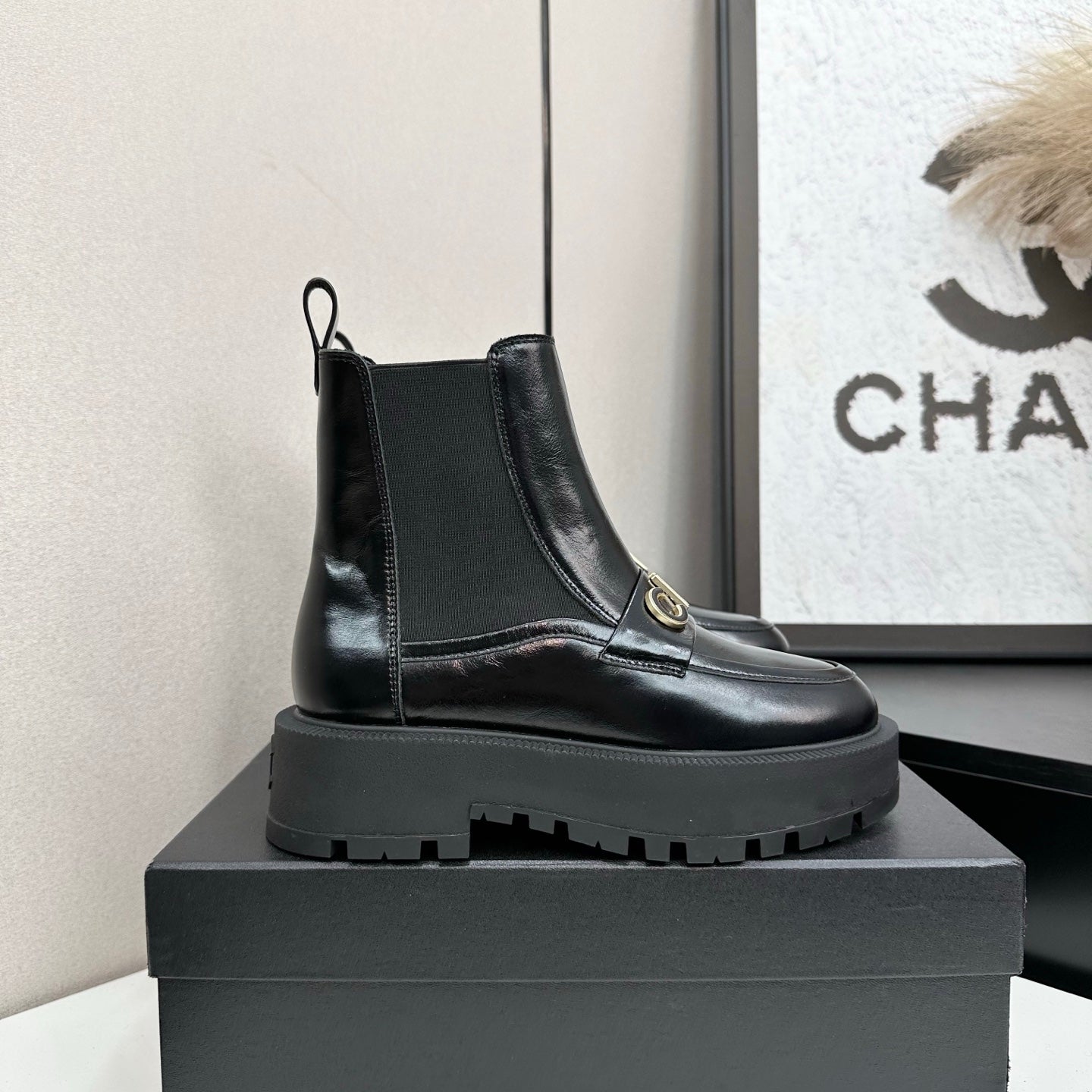 CHANEL 25S SHORT BOOTS IN BLACK CALFSKIN AND CANVAS - 35