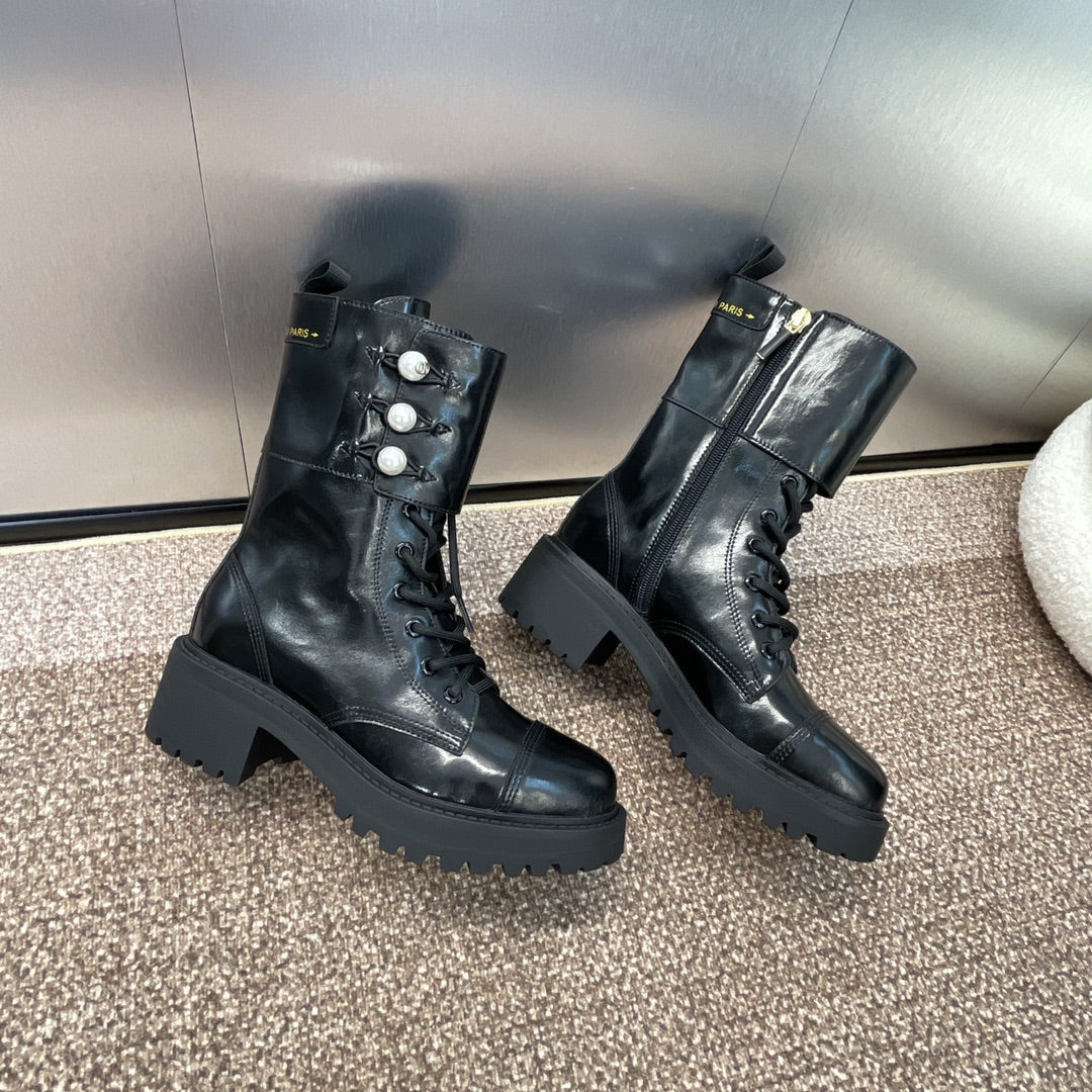 DIOR 25S D-STRIKE LACE-UP PUNK BOOTS 30MM IN BLACK CALFSKIN - 35