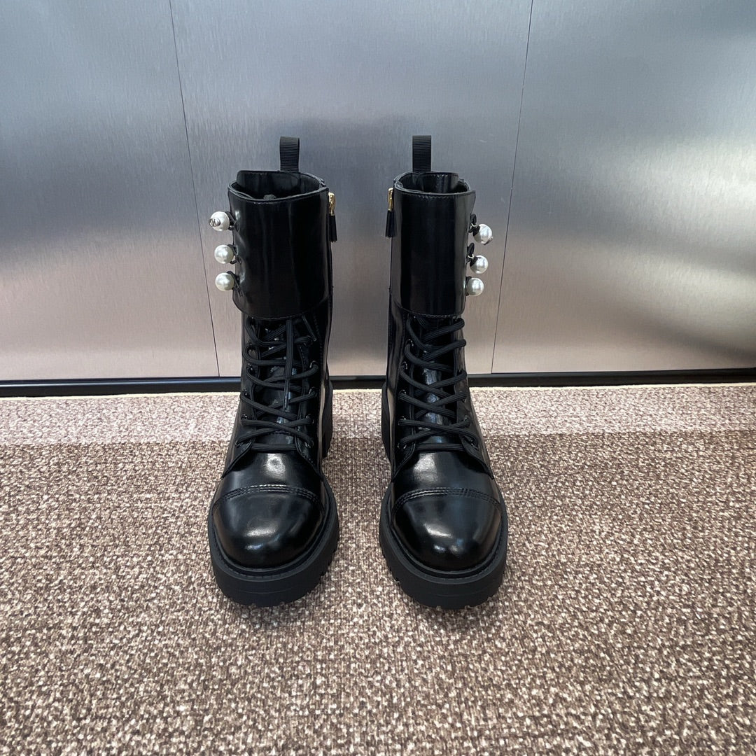 DIOR 25S D-STRIKE LACE-UP PUNK BOOTS 30MM IN BLACK CALFSKIN - 35