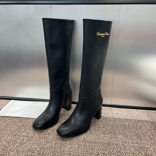 DIOR 25S D-TOWN HEELED BOOT 80MM IN BLACK SUPPLE CALFSKIN - 35