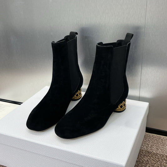 DIOR 25S ANKLE BOOT IN BLACK SUEDE - 34