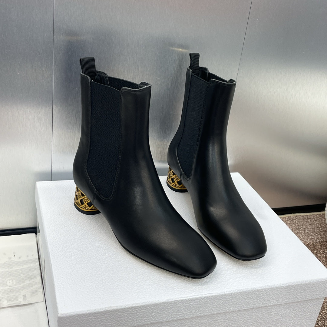 DIOR 25S ANKLE BOOT IN BLACK CALFSKIN - 34