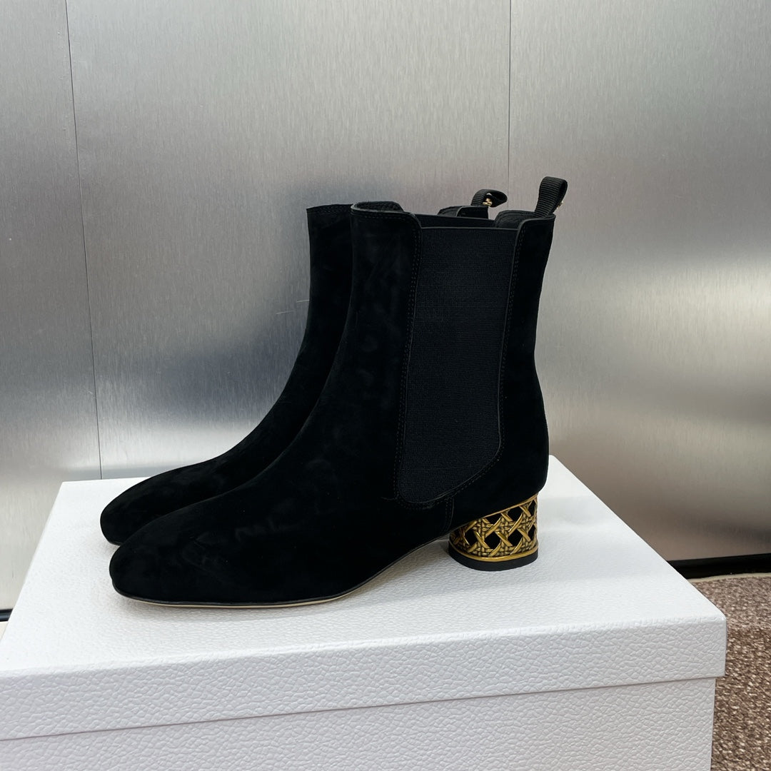 DIOR 25S ANKLE BOOT IN BLACK SUEDE - 34