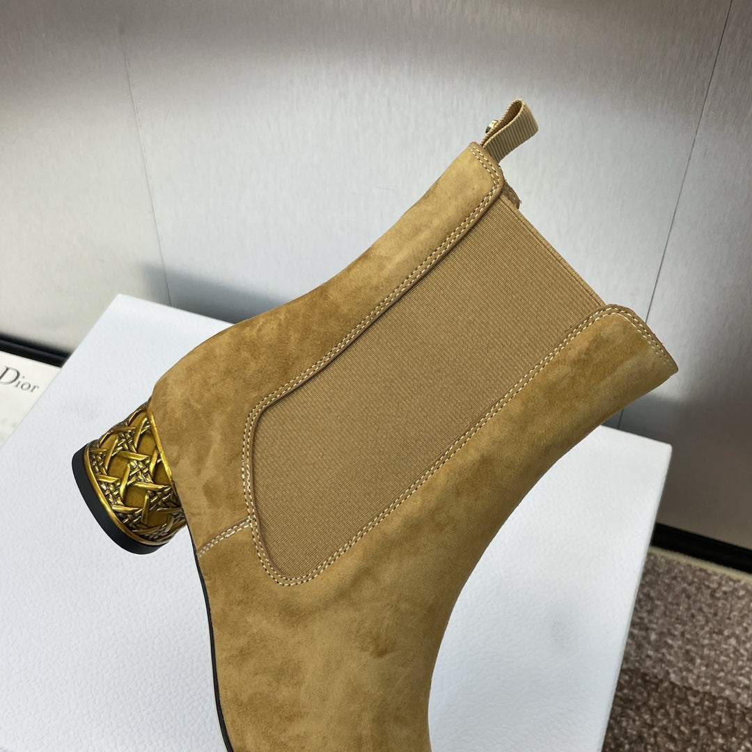 DIOR 25S ANKLE BOOT IN LIGHT BROWN SUEDE - 34