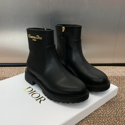 DIOR 25S D-TOWN ANKLE BOOT 25MM IN BLACK BRUSHED CALFSKIN - 35