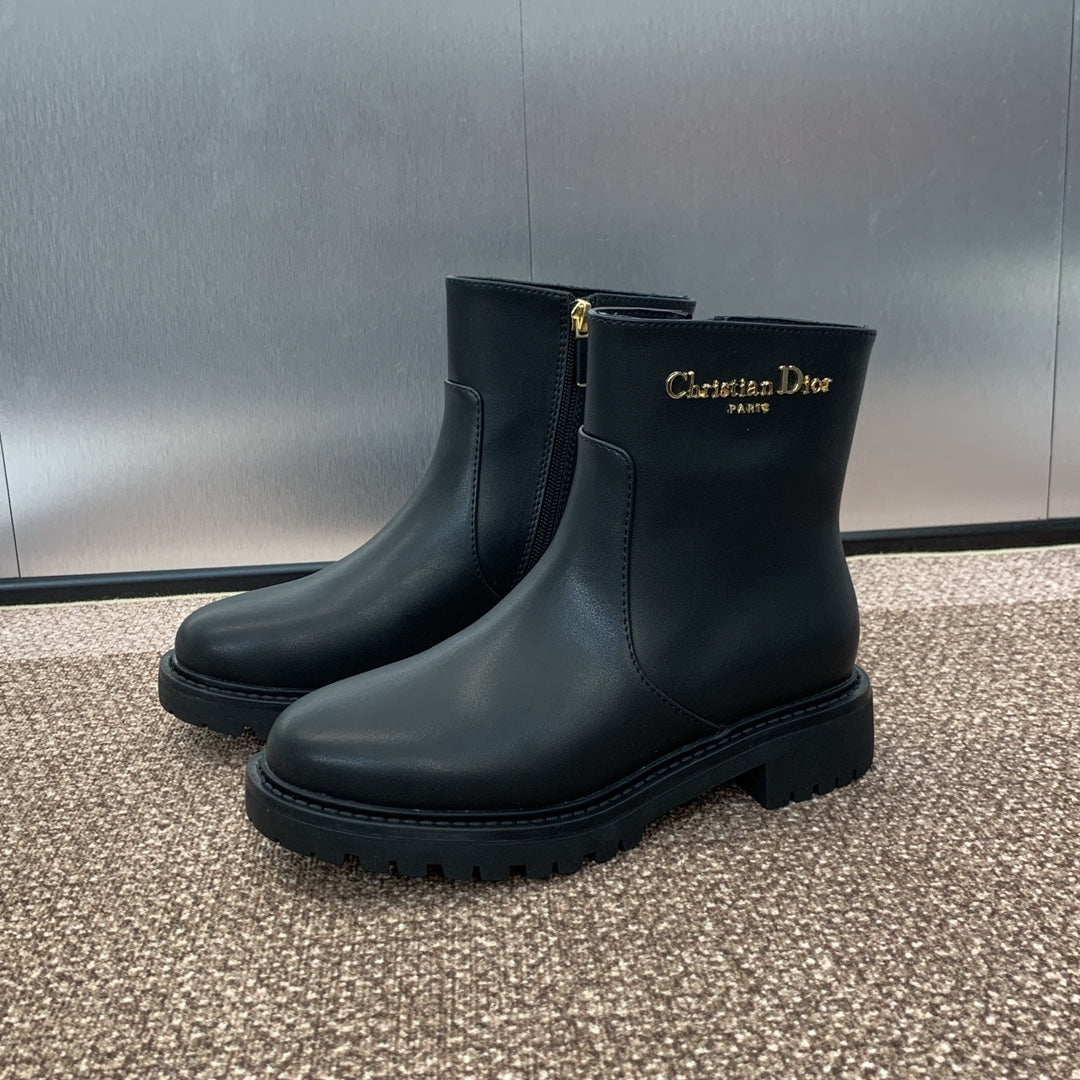 DIOR 25S D-TOWN ANKLE BOOT 25MM IN BLACK BRUSHED CALFSKIN - 35