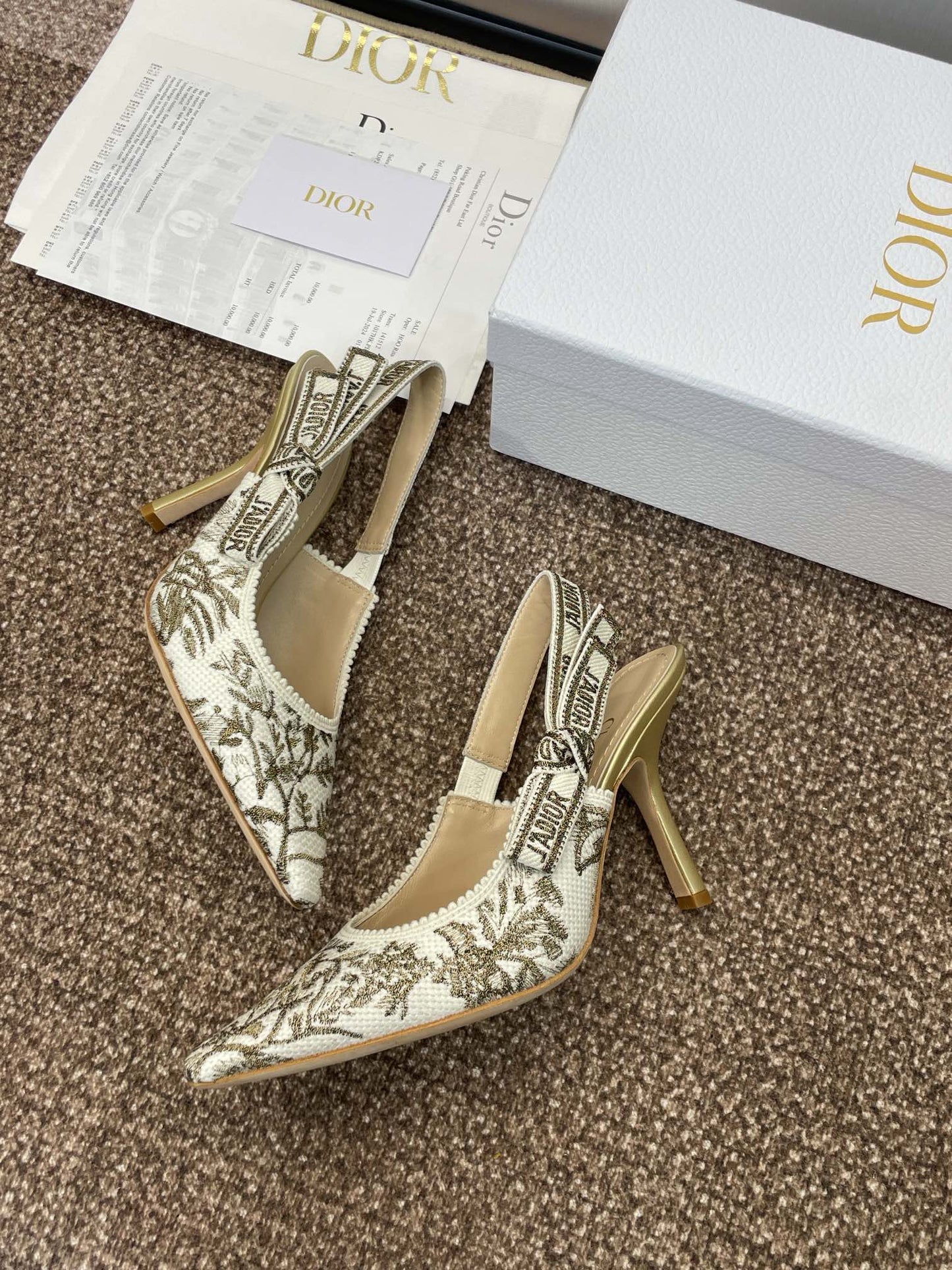 J'ADIOR HIGH SLINGBACK PUMP WHITE AND GOLD-TONE MILLEFIORI JACQUARD 95 MM - 33