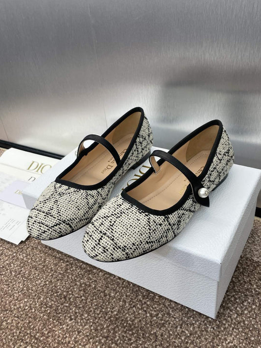 D-RAMOUR BALLET FLATS IN WHITE MIX BLACK EMBROIDERED CANNAGE TWEED - 34