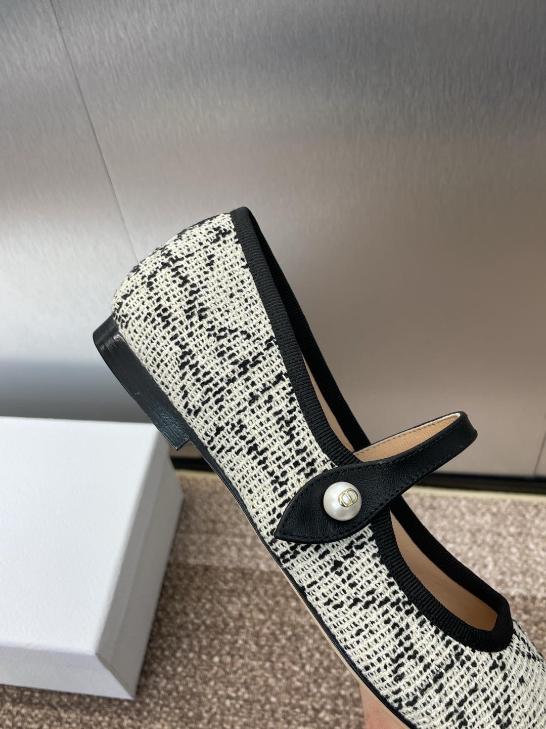 D-RAMOUR BALLET FLATS IN WHITE MIX BLACK EMBROIDERED CANNAGE TWEED - 34