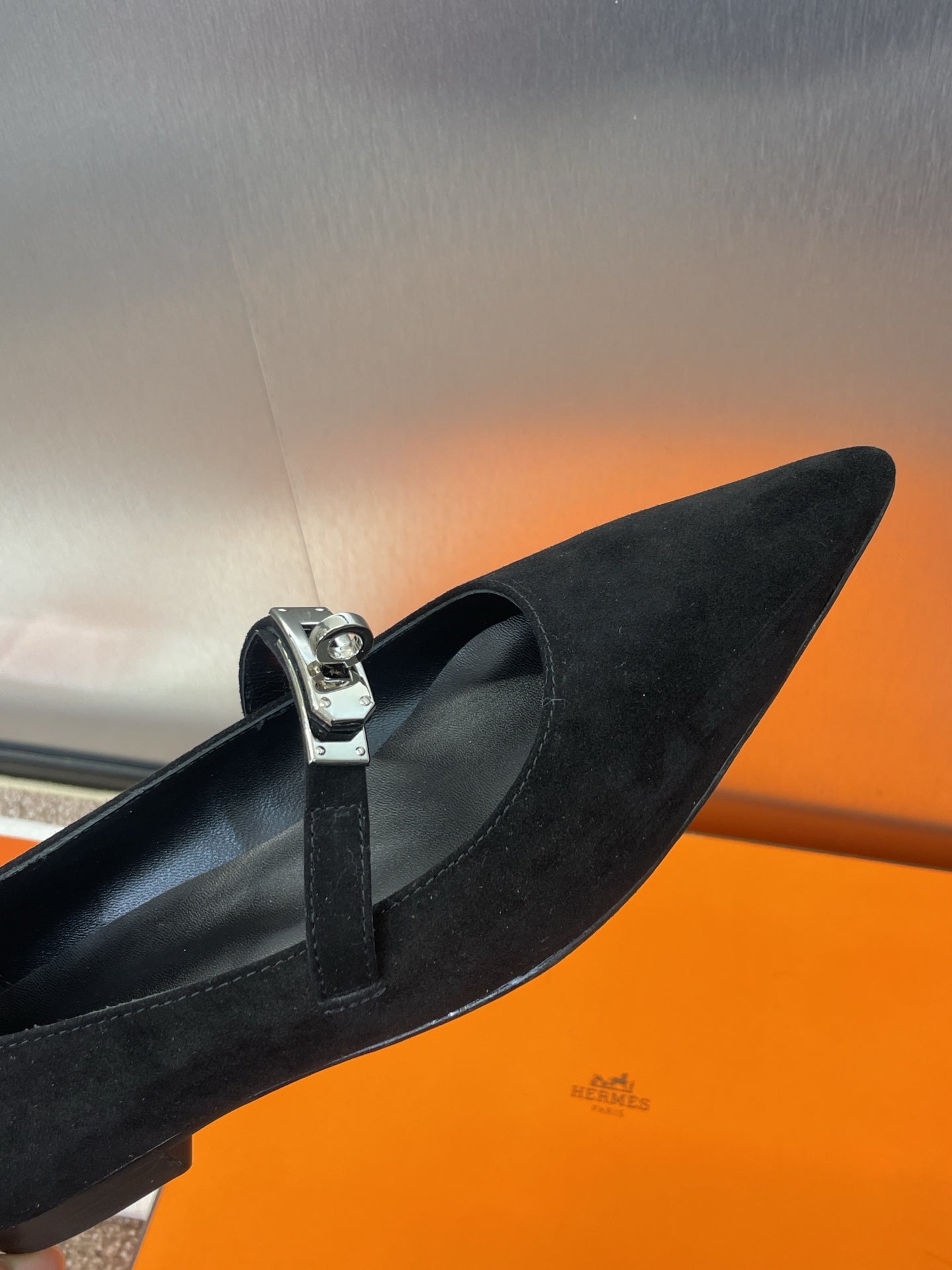 KIARA FLAT PUMP IN BLACK SUEDE - 35