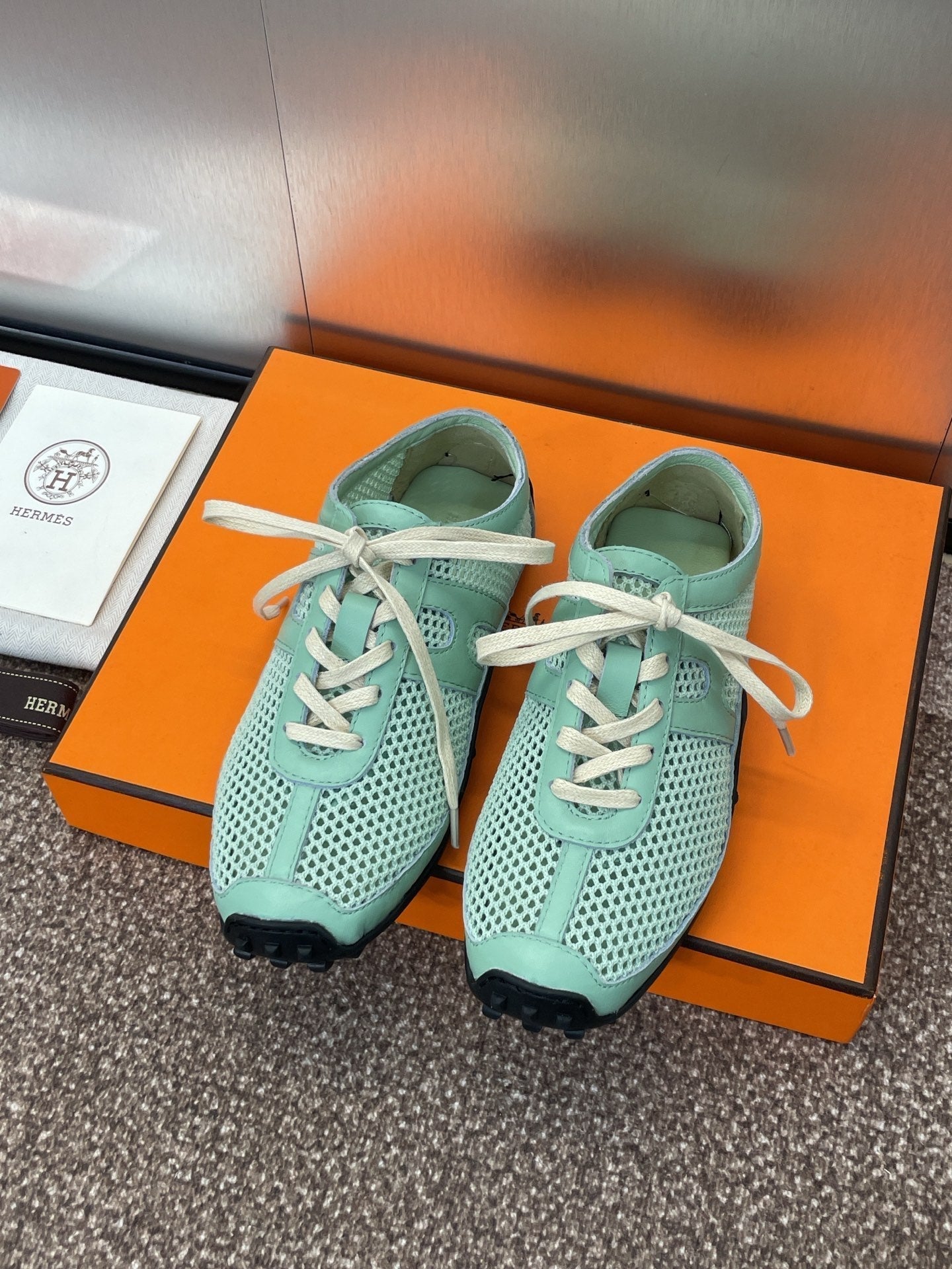 KIGA SNEAKER IN GREEN MINT CROCHET KNIT AND CALFSKIN - 35