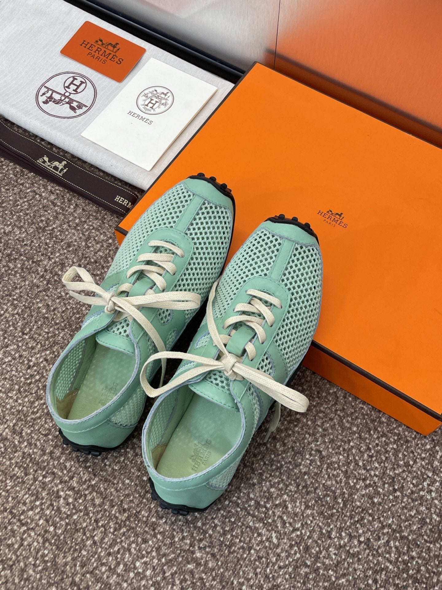 KIGA SNEAKER IN GREEN MINT CROCHET KNIT AND CALFSKIN - 35