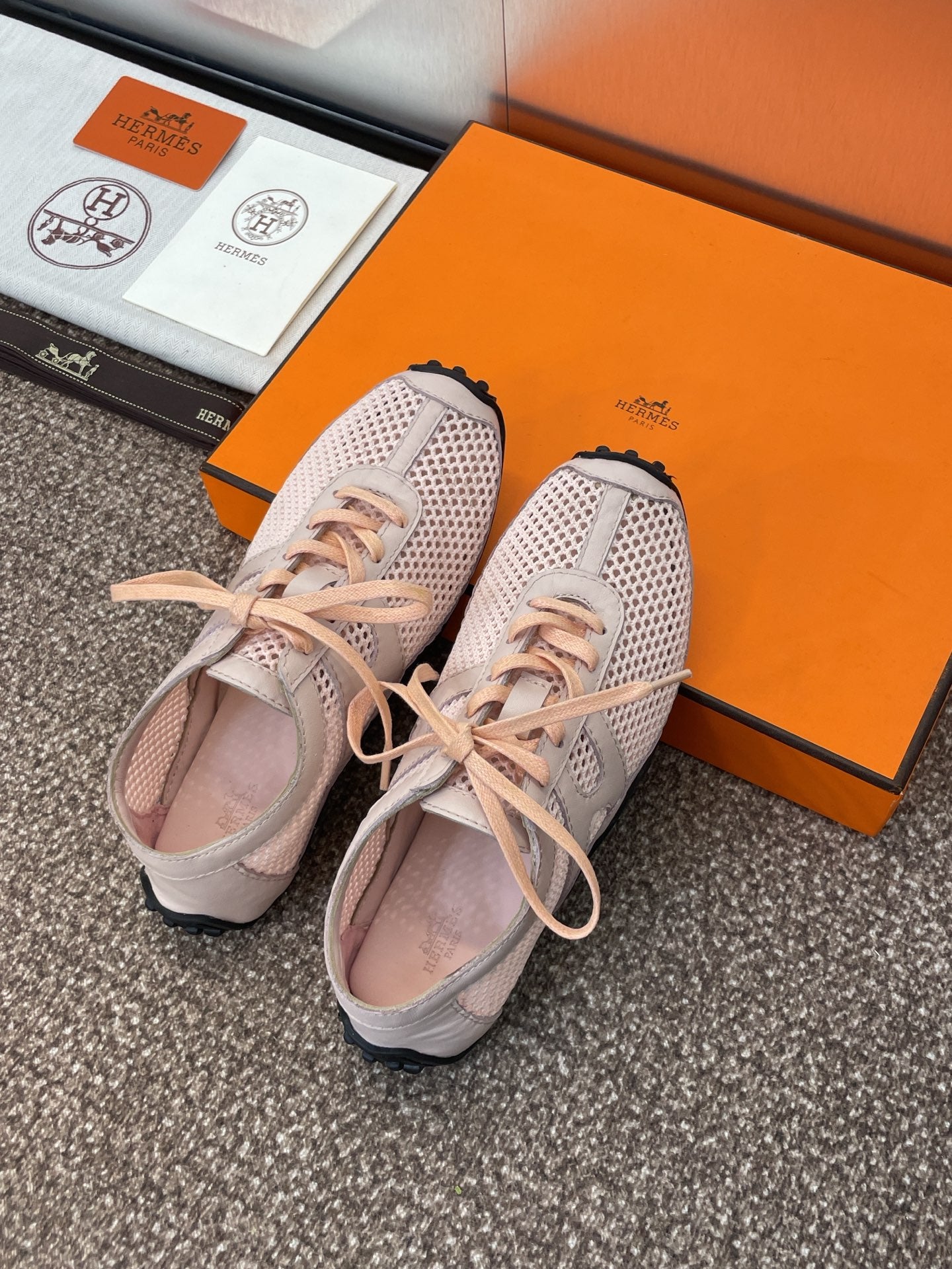 KIGA SNEAKER IN LIGHT PINK CROCHET KNIT AND CALFSKIN - 35