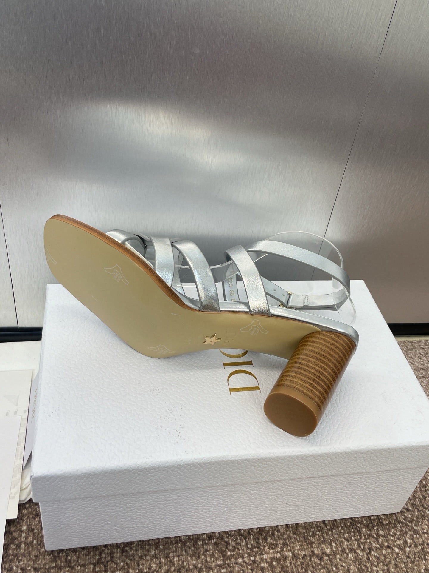 D-CLUB HIGH HEEL SLIDE 25S 80MM IN SILVER GLOSSY CALFSKIN - 34