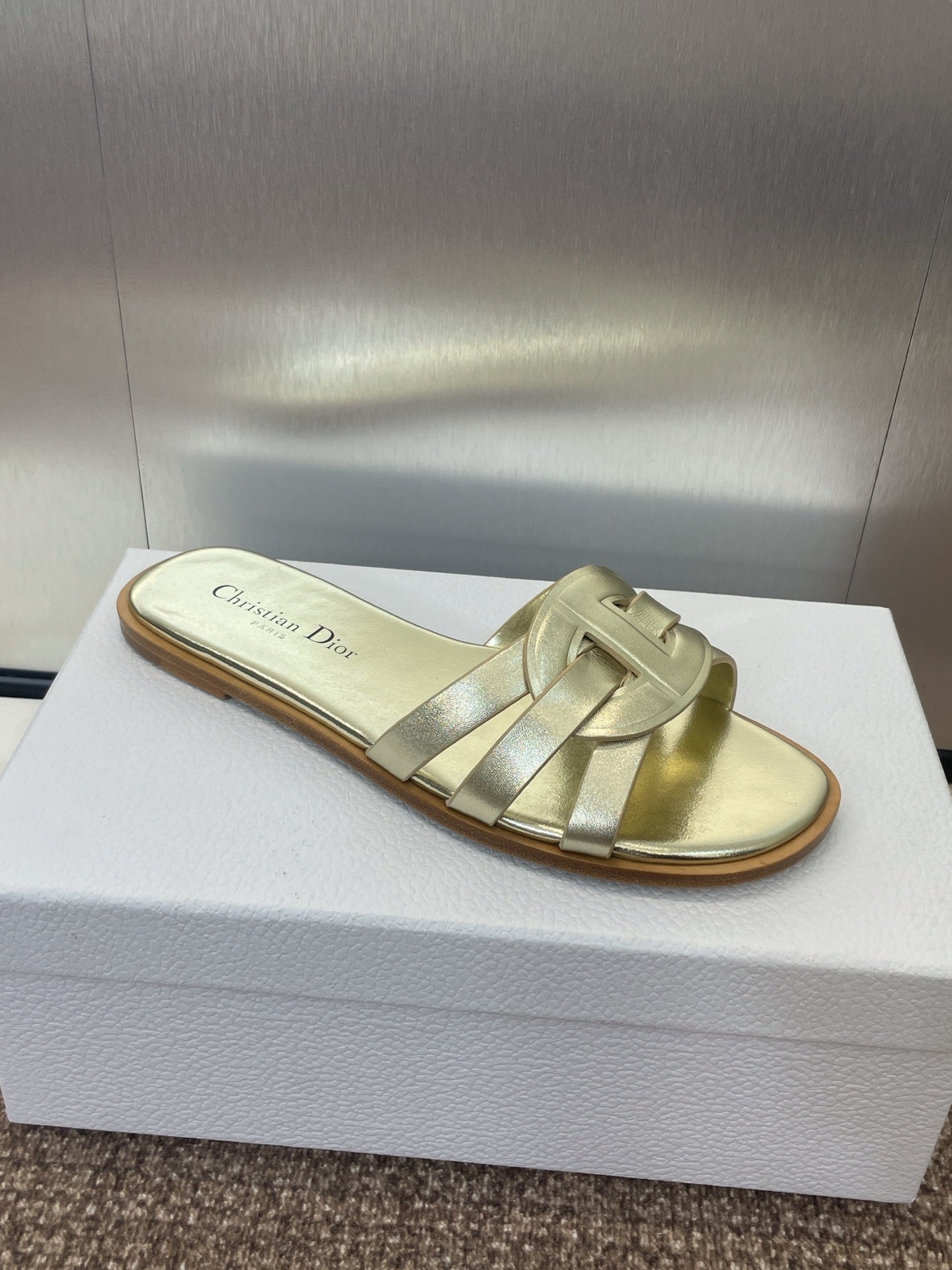 D-CLUB SLIDE SANDAL 25S IN GOLD GLOSSY CALFSKIN - 34