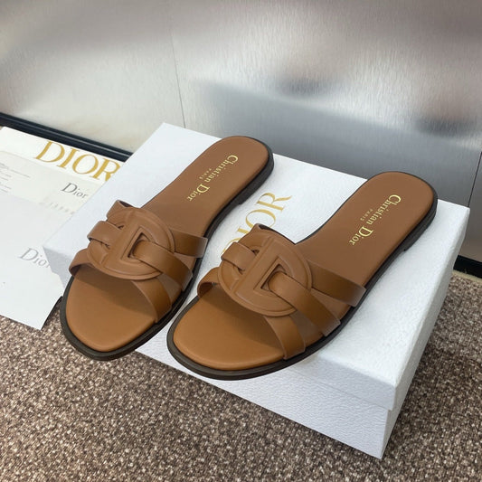 D-CLUB SLIDE SANDAL 25S IN BROWN CALFSKIN - 34