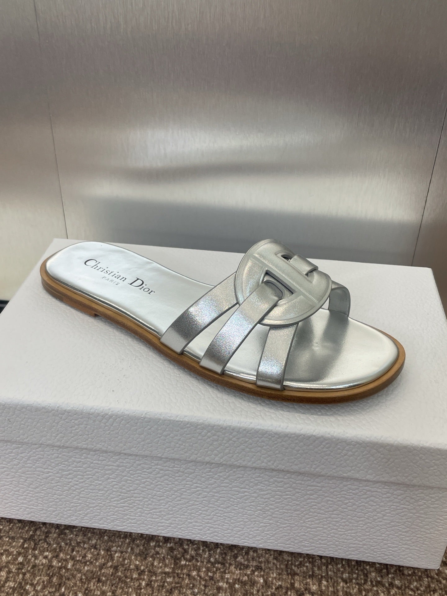 D-CLUB SLIDE SANDAL 25S IN SILVER GLOSSY CALFSKIN - 34