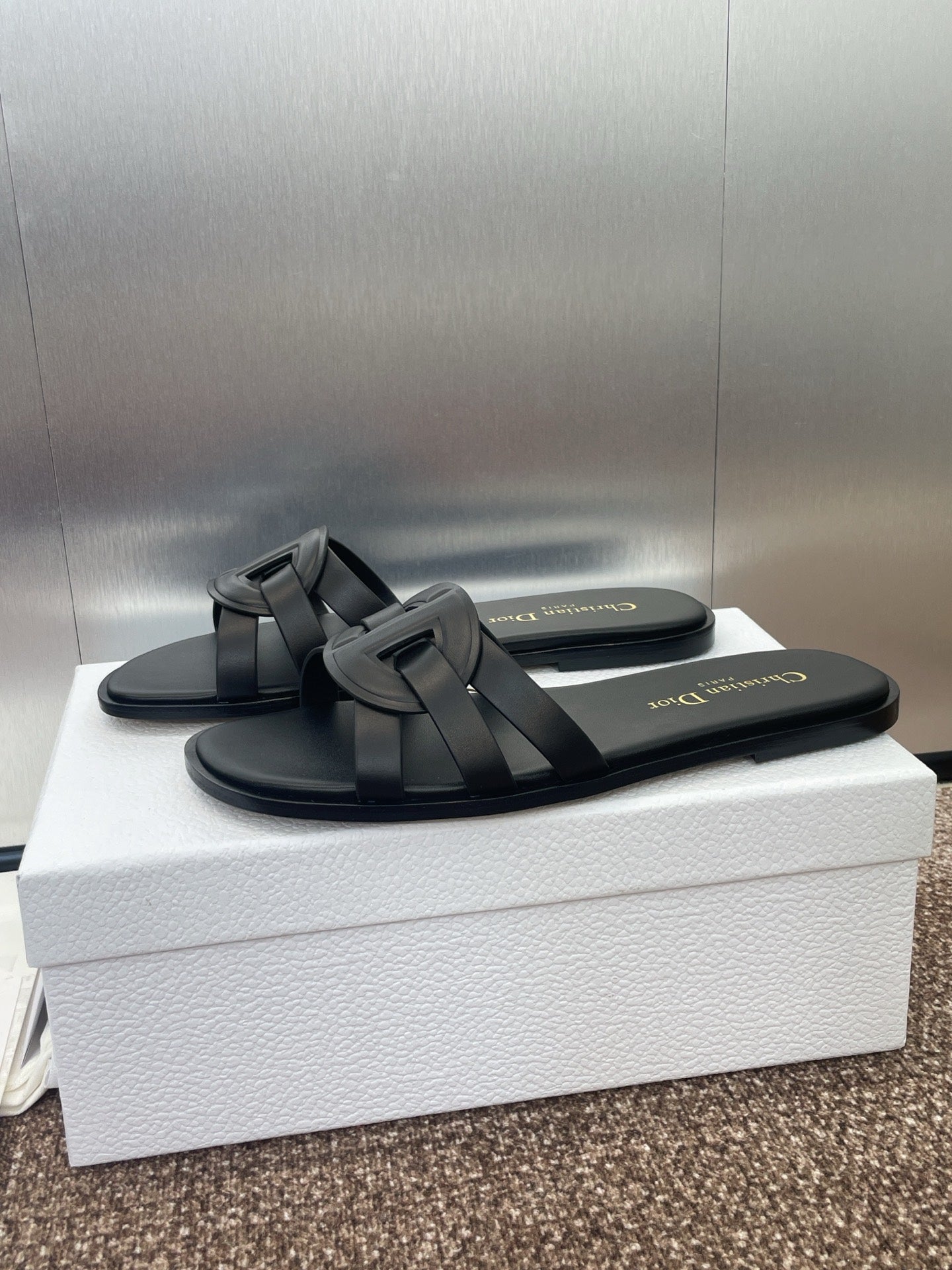 D-CLUB SLIDE SANDAL 25S IN BLACK CALFSKIN - 34