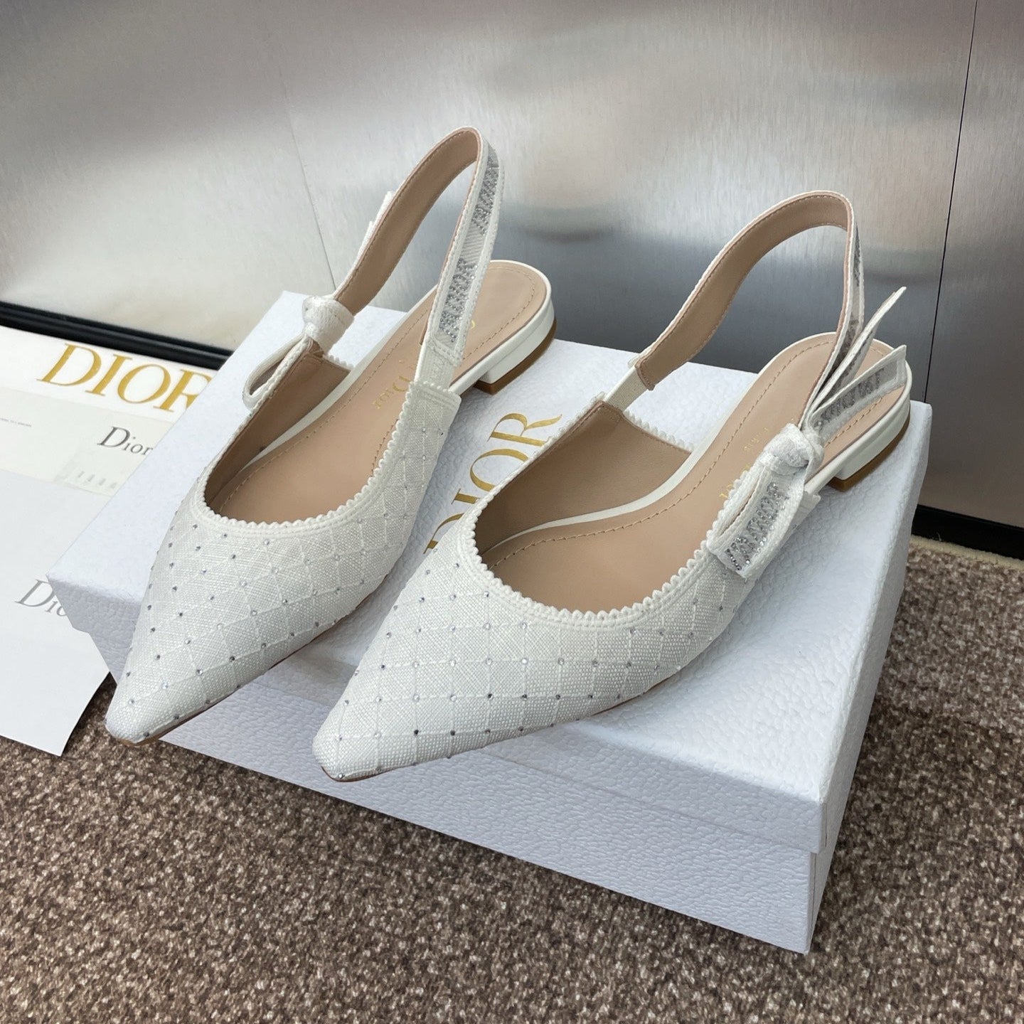 J'ADIOR SLINGBACK 25S IN WHITE FABRIC EMBOSSED CRYSTAL - 33