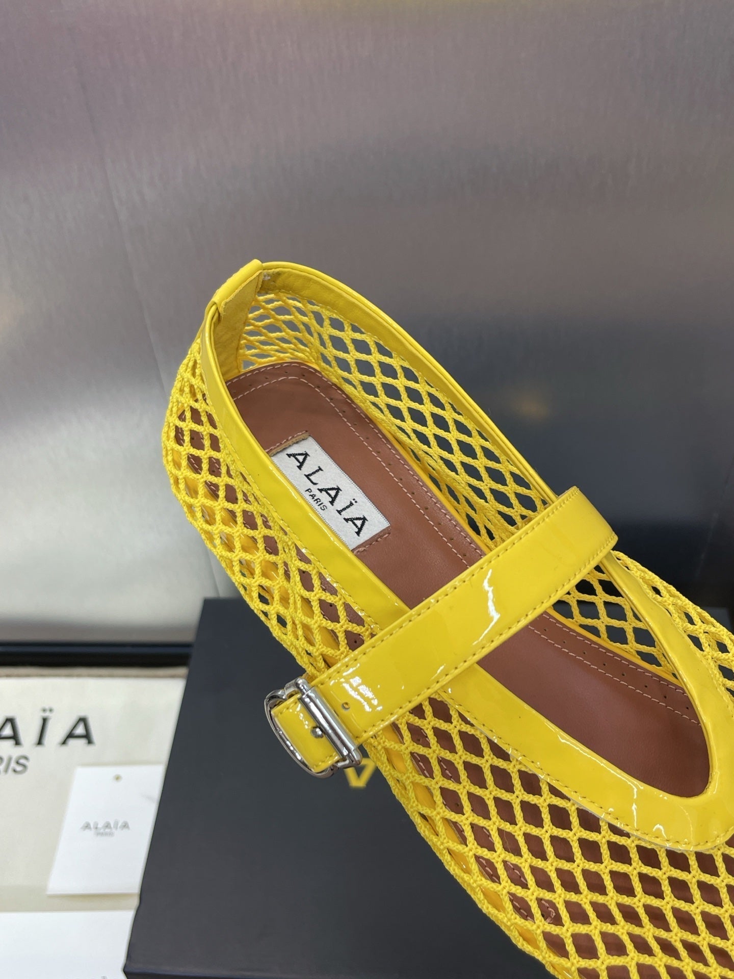 ALAIA MARY JANE FLAT 25S IN YELLOW MESH CALFSKIN - 34