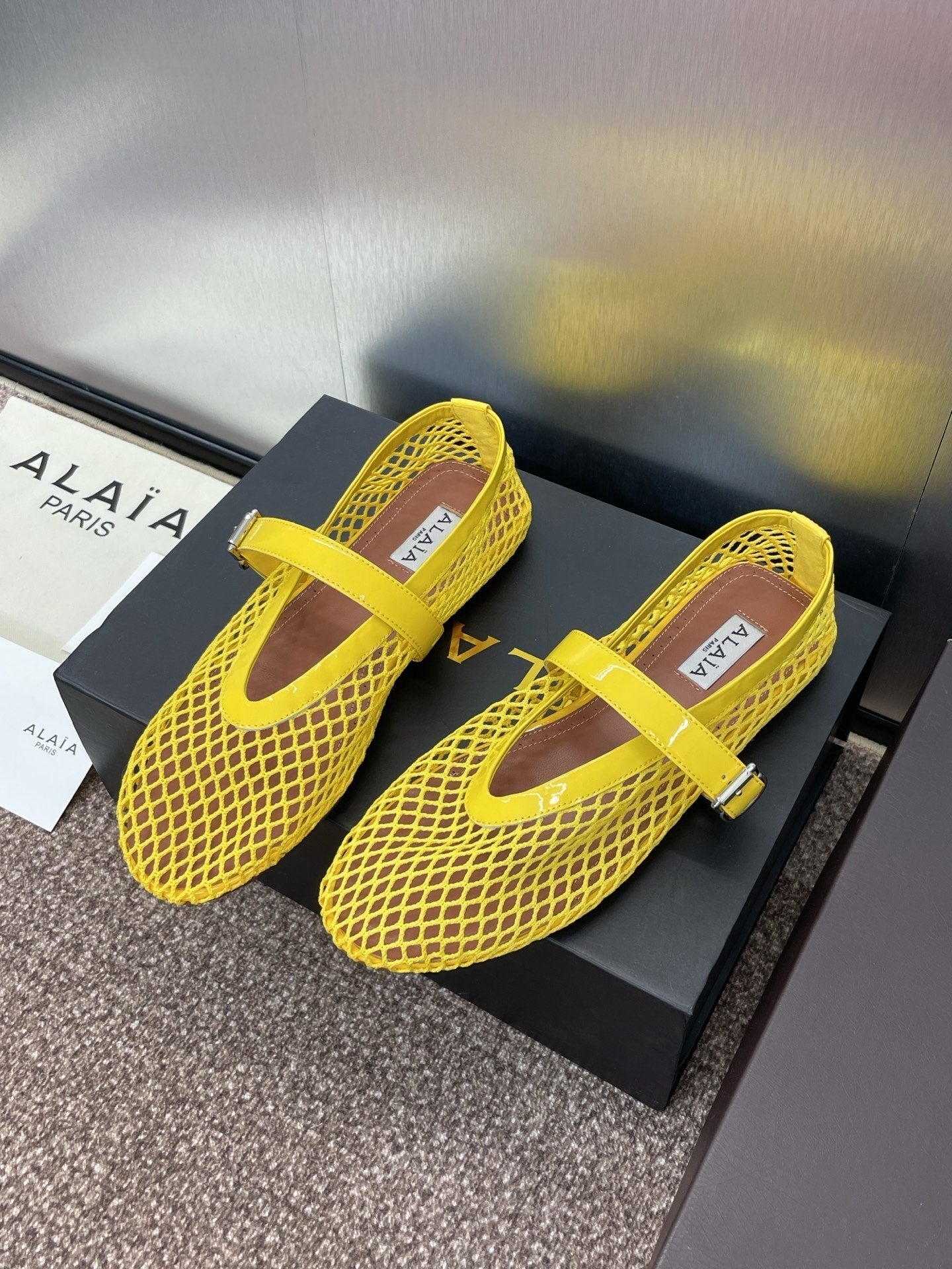 ALAIA MARY JANE FLAT 25S IN YELLOW MESH CALFSKIN - 34