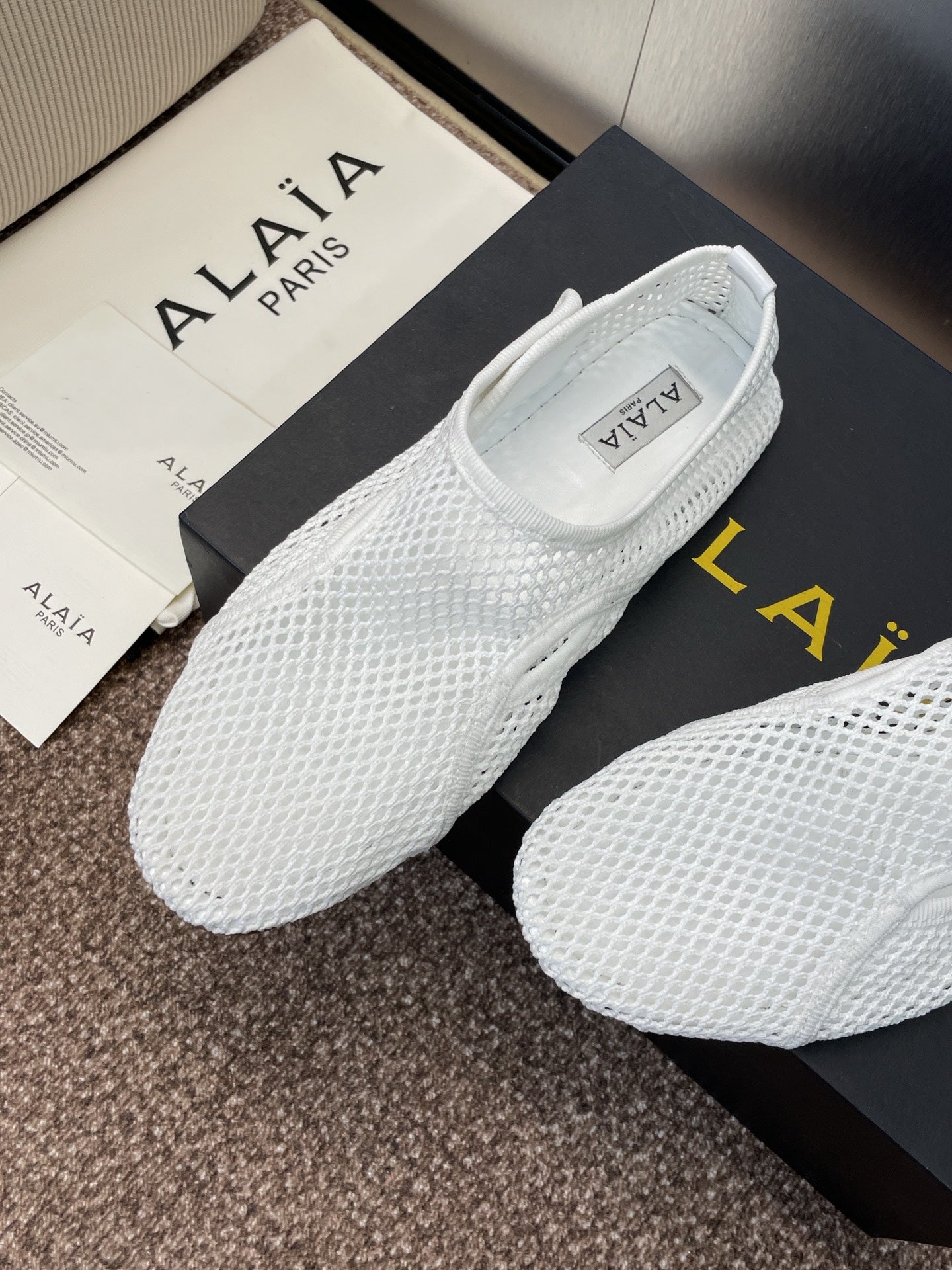 ALAIA MESH MARY JANE BALLET FLATS 25S IN WHITE FABRIC - 34