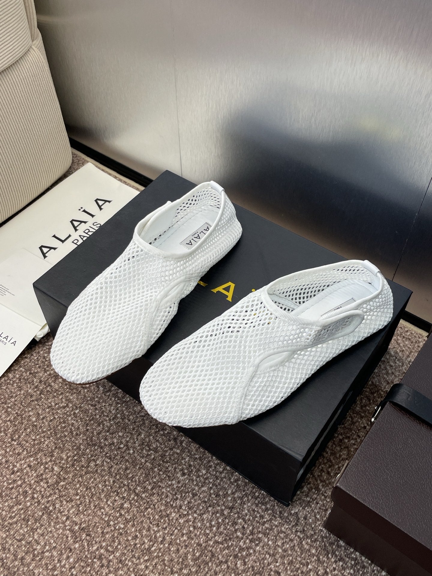 ALAIA MESH MARY JANE BALLET FLATS 25S IN WHITE FABRIC - 34