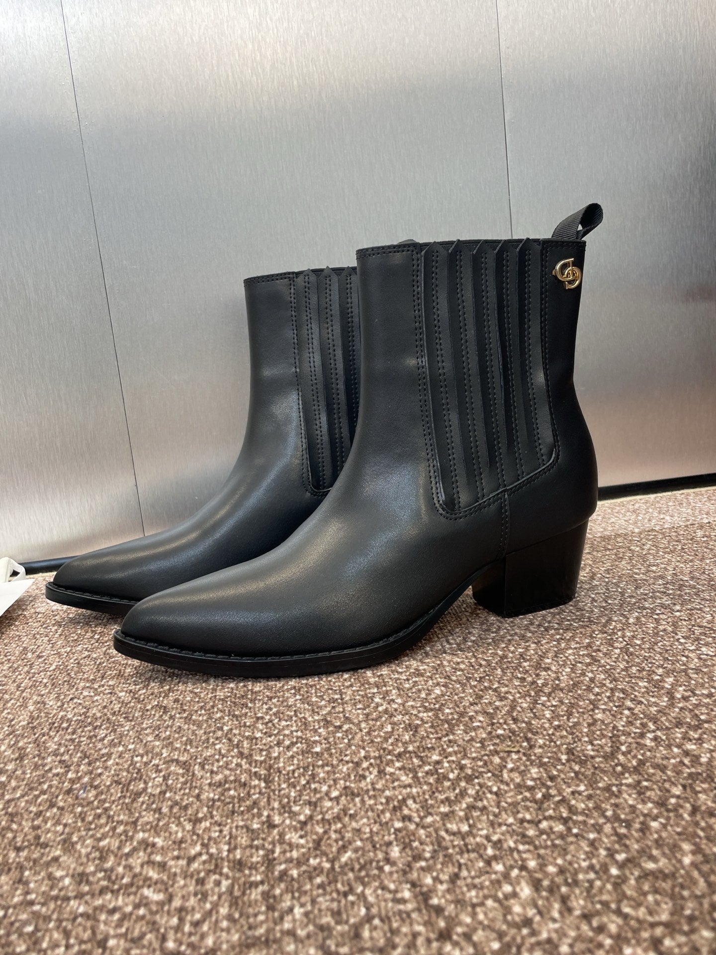 DIOR 25S D-WEST HAUTE COUTURE CHELSEA BOOTS 45MM IN BLACK CALFSKIN - 35