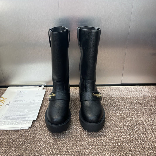 DIOR 25S D-QUEST BOOT 45MM З ЧОРНОЇ ЗЕРНИСТОЇ ТЕЛЯЧОЇ ШКІРИ - 35