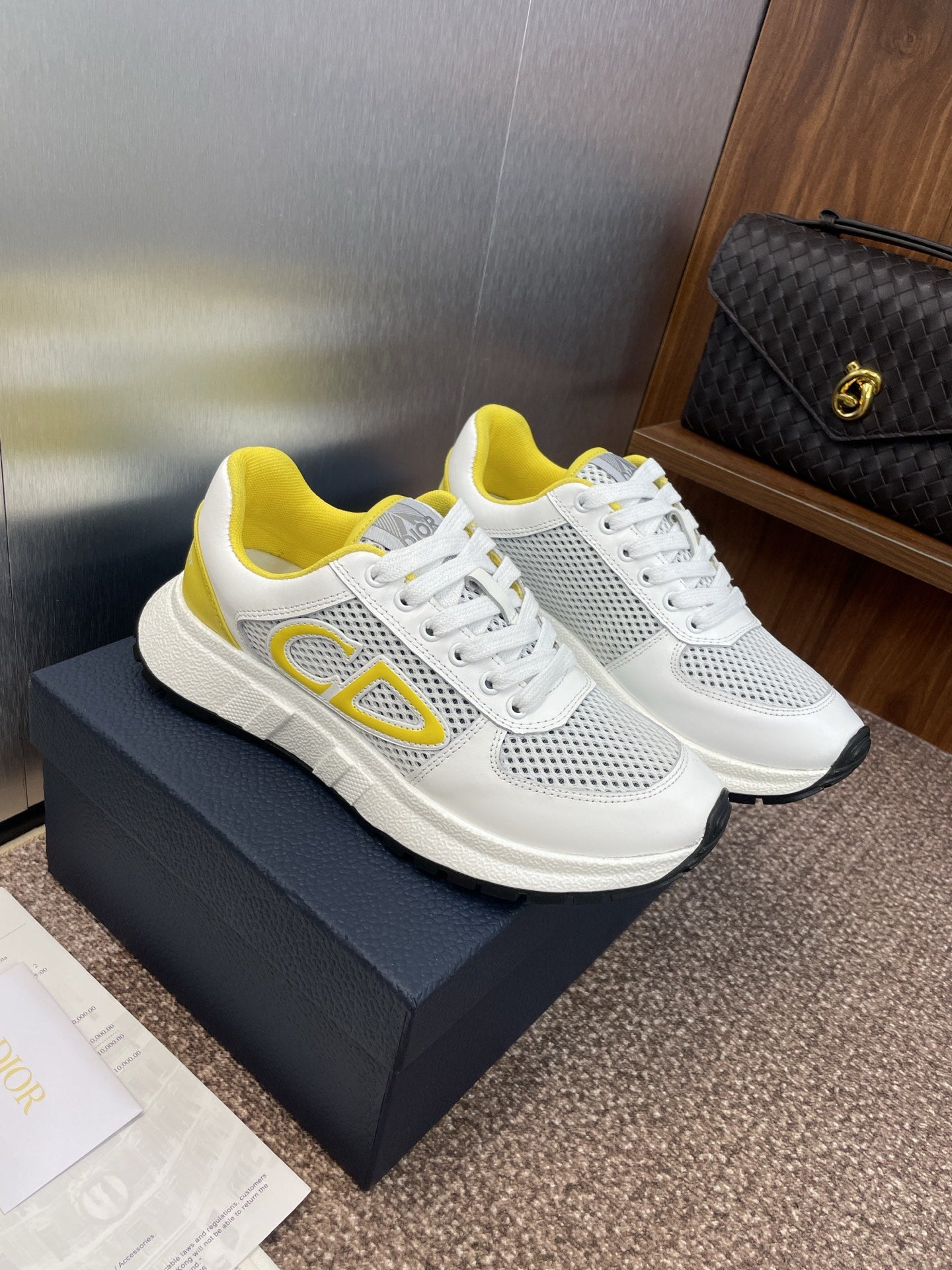DIOR 25S D-RUN'N COUPLE SNEAKERS IN WHITE YELLOW CALFSKIN AND MESH - 35