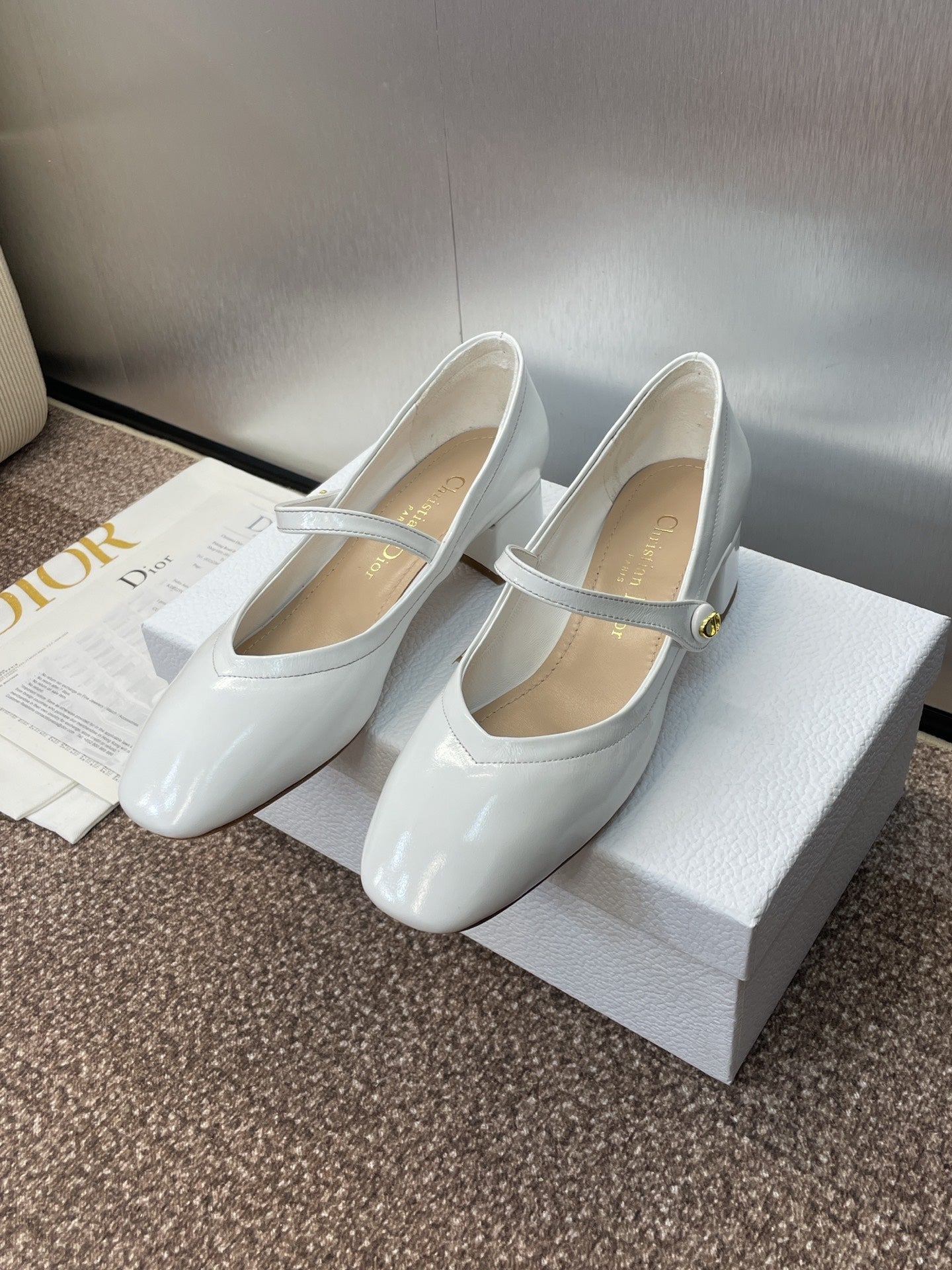 DIOR 25S ROUND-TOE MARY JANE BALLET FLATS IN WHITE CALFSKIN - 34