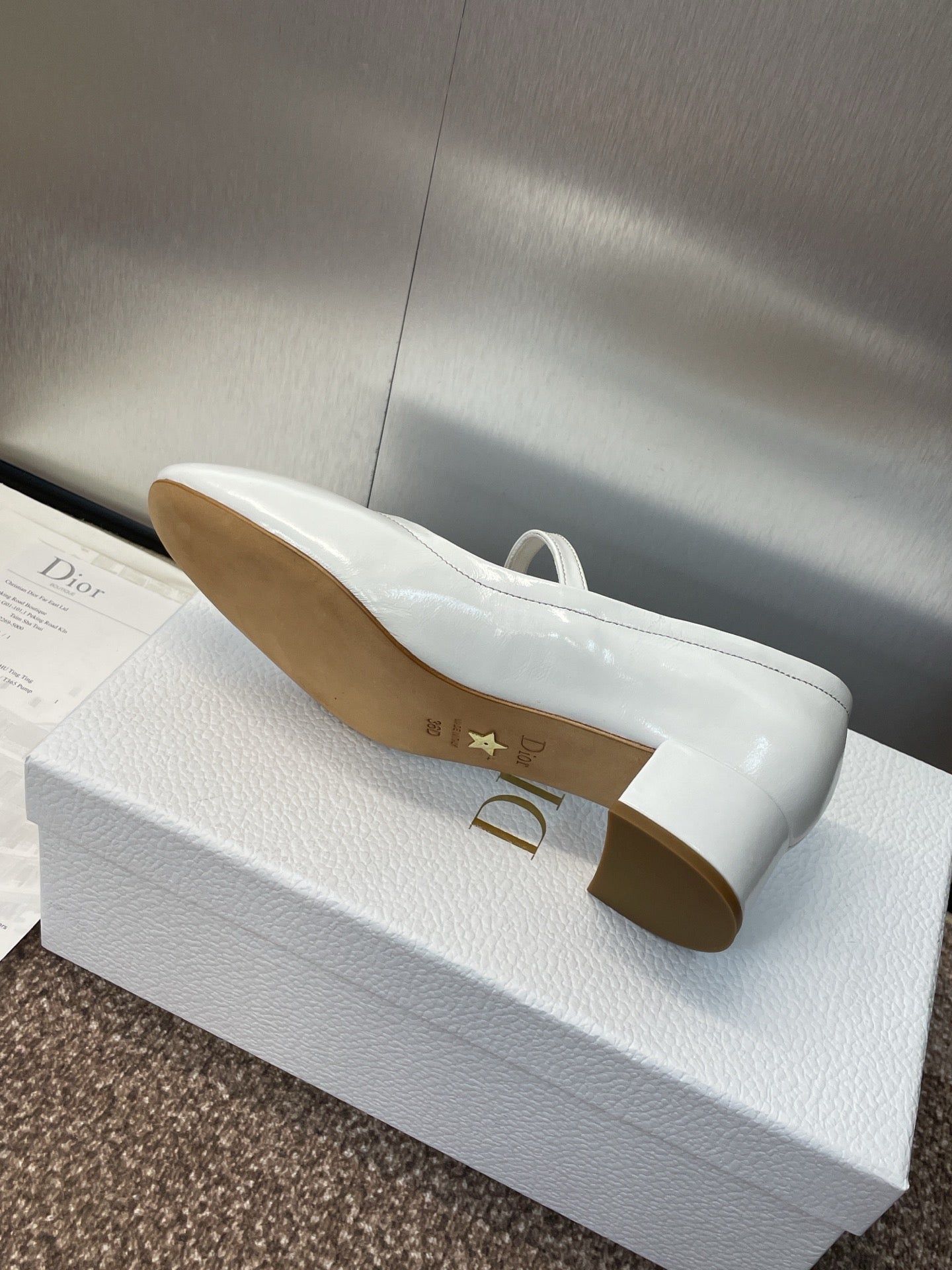 DIOR 25S ROUND-TOE MARY JANE BALLET FLATS IN WHITE CALFSKIN - 34